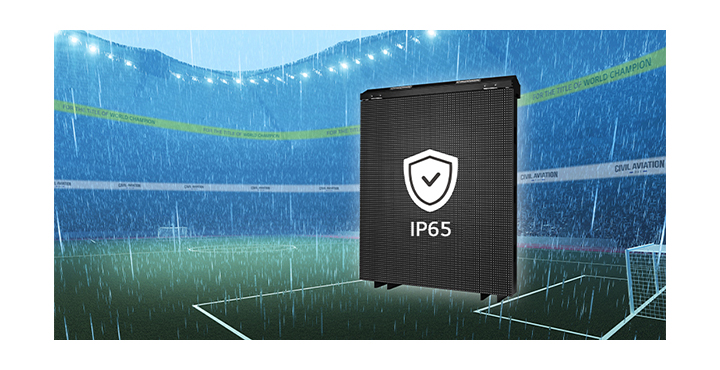 The IP65 certified cabinet allows GREF series to work well even in rainy weather.