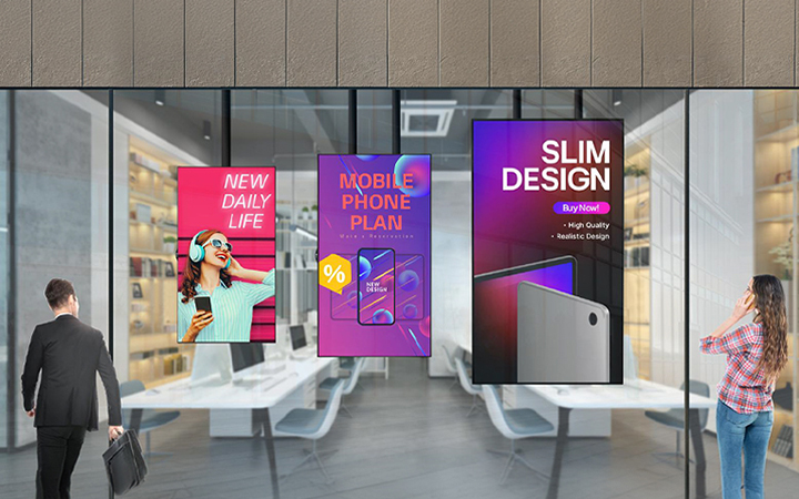 Three different sizes of XS4P are installed on the window inside the phone store. The content plays vividly through the glass, allowing passersby to see it clearly, even in the bright atmosphere.