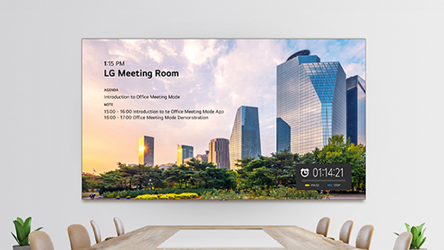 The LAPA series, which displays meeting room details such as the room number, meeting agenda, timer, etc., via its Office Meeting Mode, is installed on the meeting room wall.