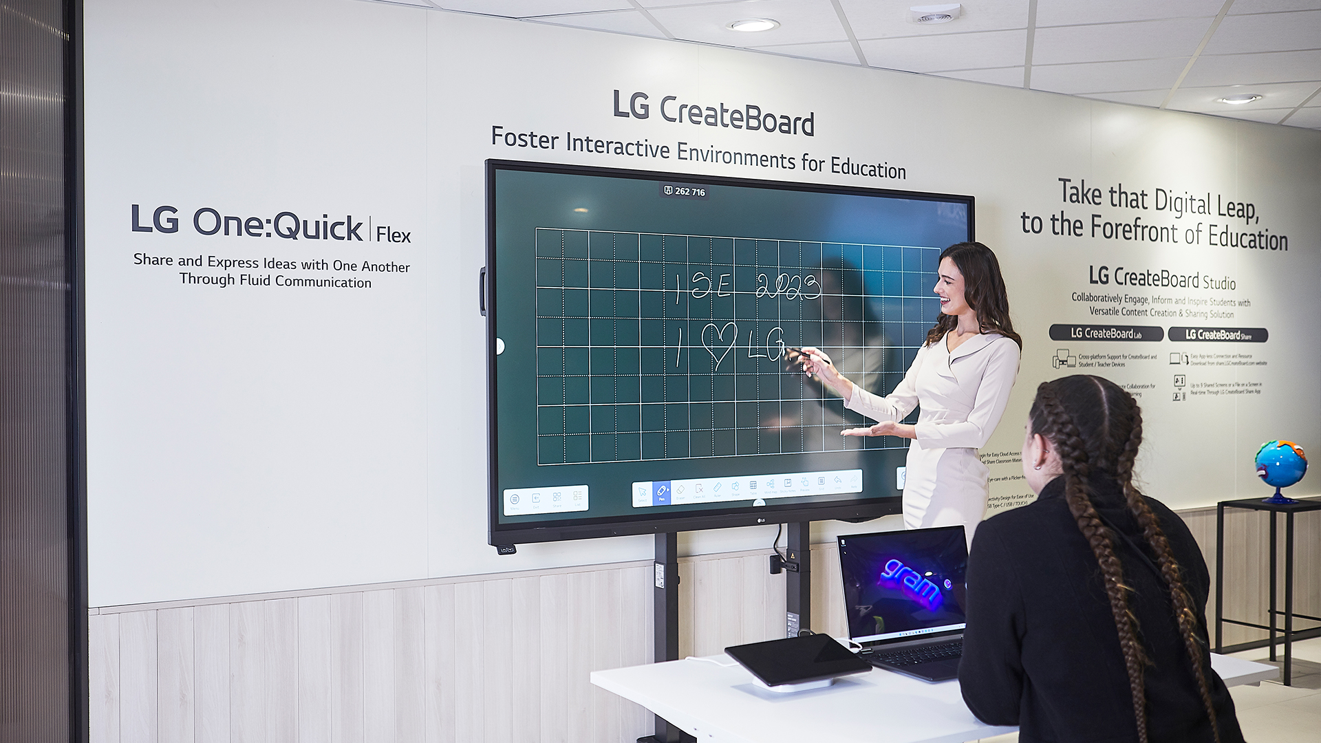 ISE 2023  LG Information Display